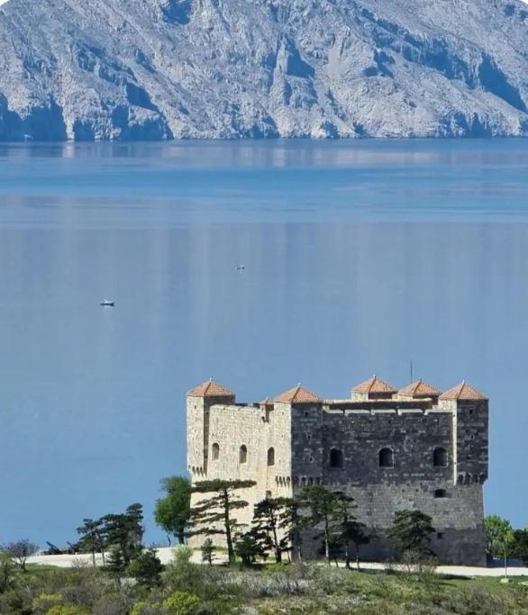 Two Stars - Villa Sunce Senj  Luaran gambar